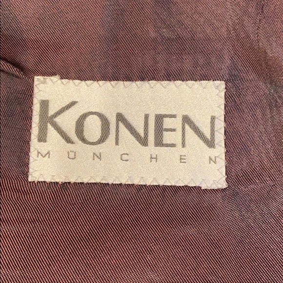 Konen Monchen double breasted elegant men’s suit - Picture 7 of 8